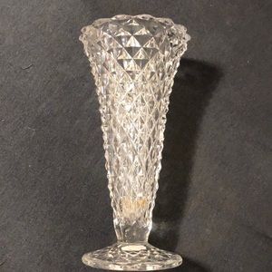 Vintage American Crystal Cut Diamond Pointed Vase